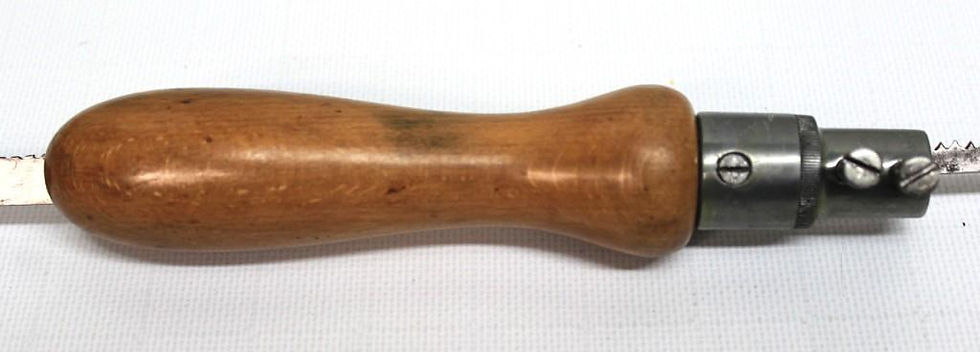 Thumbnail: VINTAGE COLONOL PAD SAW / KEYHOLE SAW – IDEAL FOR KNIFE MAKING, WOODWORKING ETC