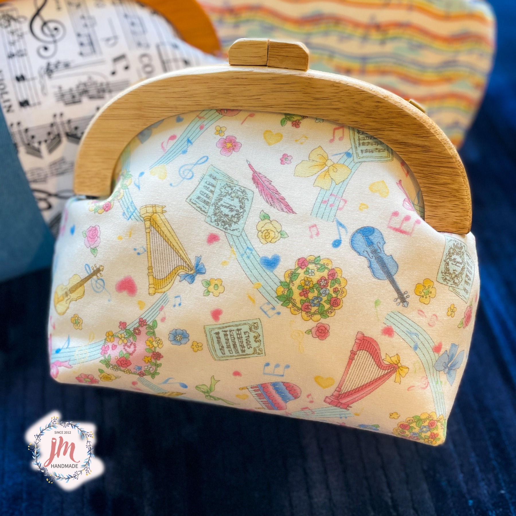 Crossbody Bag_Musical Instruments