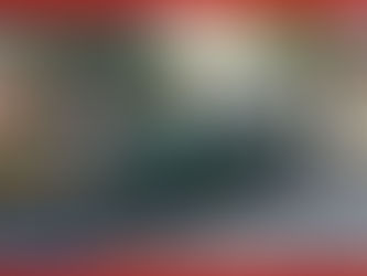 Roba auto, atropella a ciclista y provoca carambola