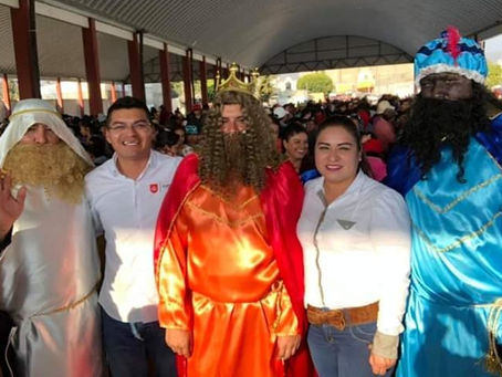 Recorren los Reyes Magos el municipio de Quecholac