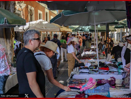 Los mercados temporales de Puebla capital, una tradición para locales y turistas