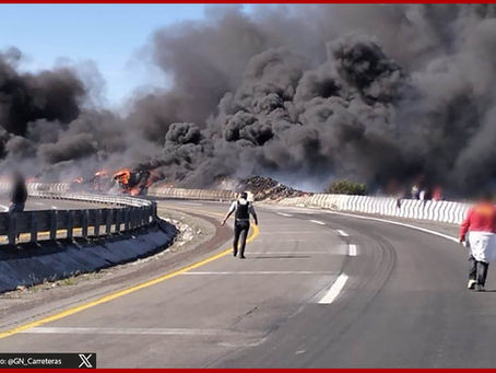 Emergencia en la Autopista Puebla-Orizaba por volcadura y explosión