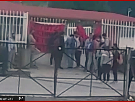 Normalistas levantan el plantón en Teteles; Ayotzinapa lo instala de nuevo