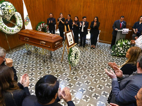Homenaje Póstumo