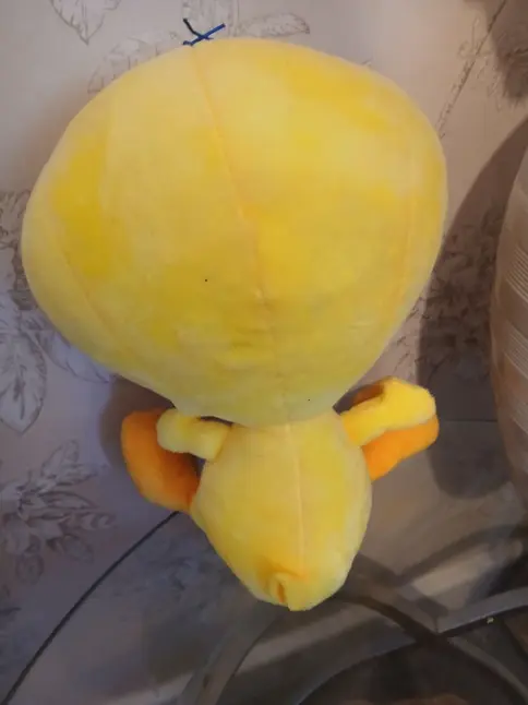 Adopt a plush - Tweety pie Looney tunes still with label, approx 11 inches
