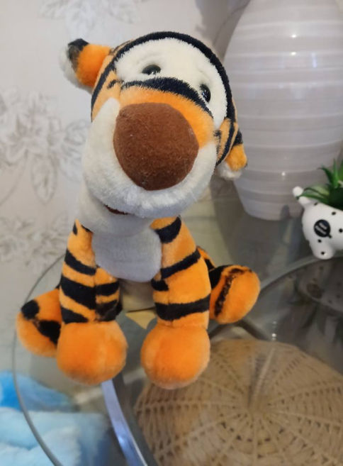 Adopt a plush - sitting Tigger, lovely condition, 81/2 inches. Tigger soft toy