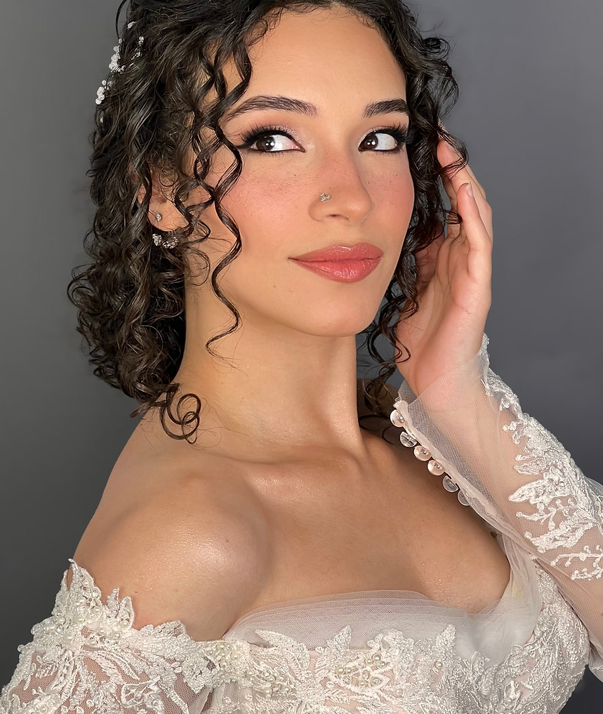 Facetune_16-12-2024-21-29-19.jpg