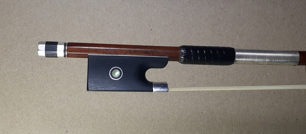 Violin bow for sale | Albert Nurnberger violin bow for sale | Le violon rouge NZ Auckland Violin and bow shop | professional violin bow for sale | Violin bow for sale Auckland | Good quality violin bow | High quality violin bow for sale Auckland | 4/4 violin bow for sale | 