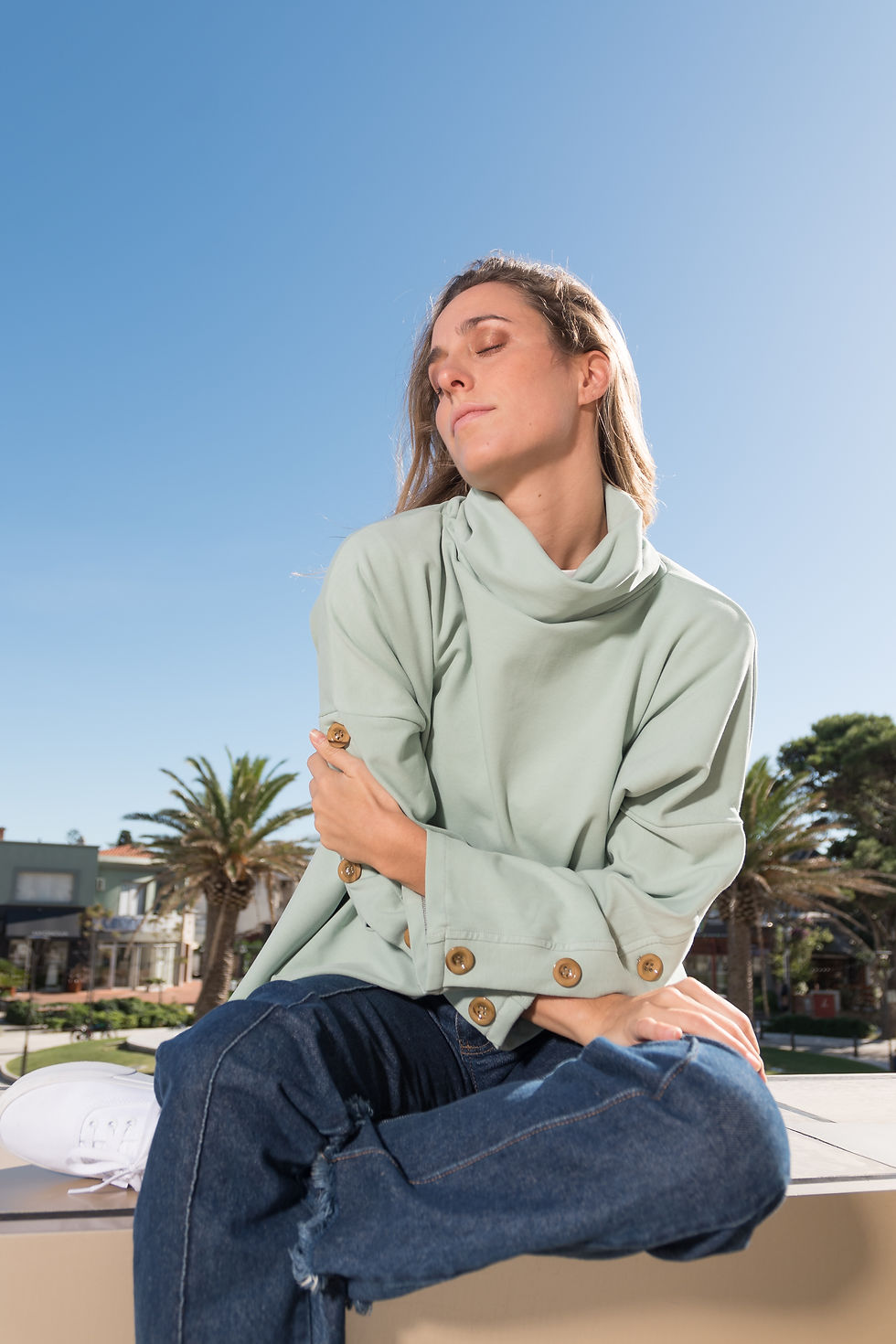 Miniatura: Polera con botones MORE (sin cambio)
