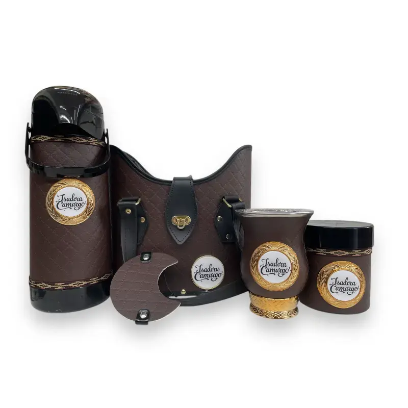 Kit luxo almofada marrom personalizado com medalha dourada