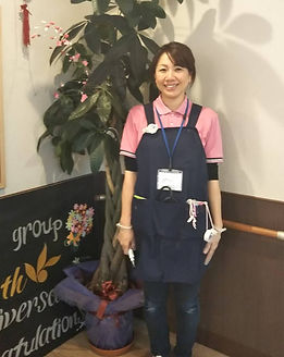 ナーシングホーム 寿々豊田 看護主任 井門慶子.jpg