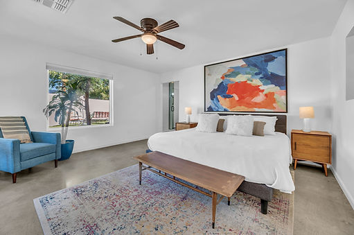 19-web-or-mls-222 E Orange-19.jpg