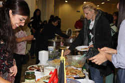 H-Essensverkauf und Spendesammlung