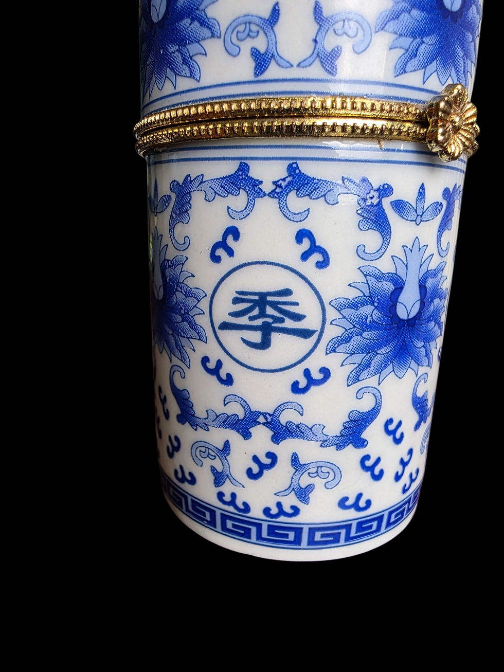 Thumbnail: Vintage Chinese Blue And White Porcelain Trinket Box With Hinged Gold Clasp