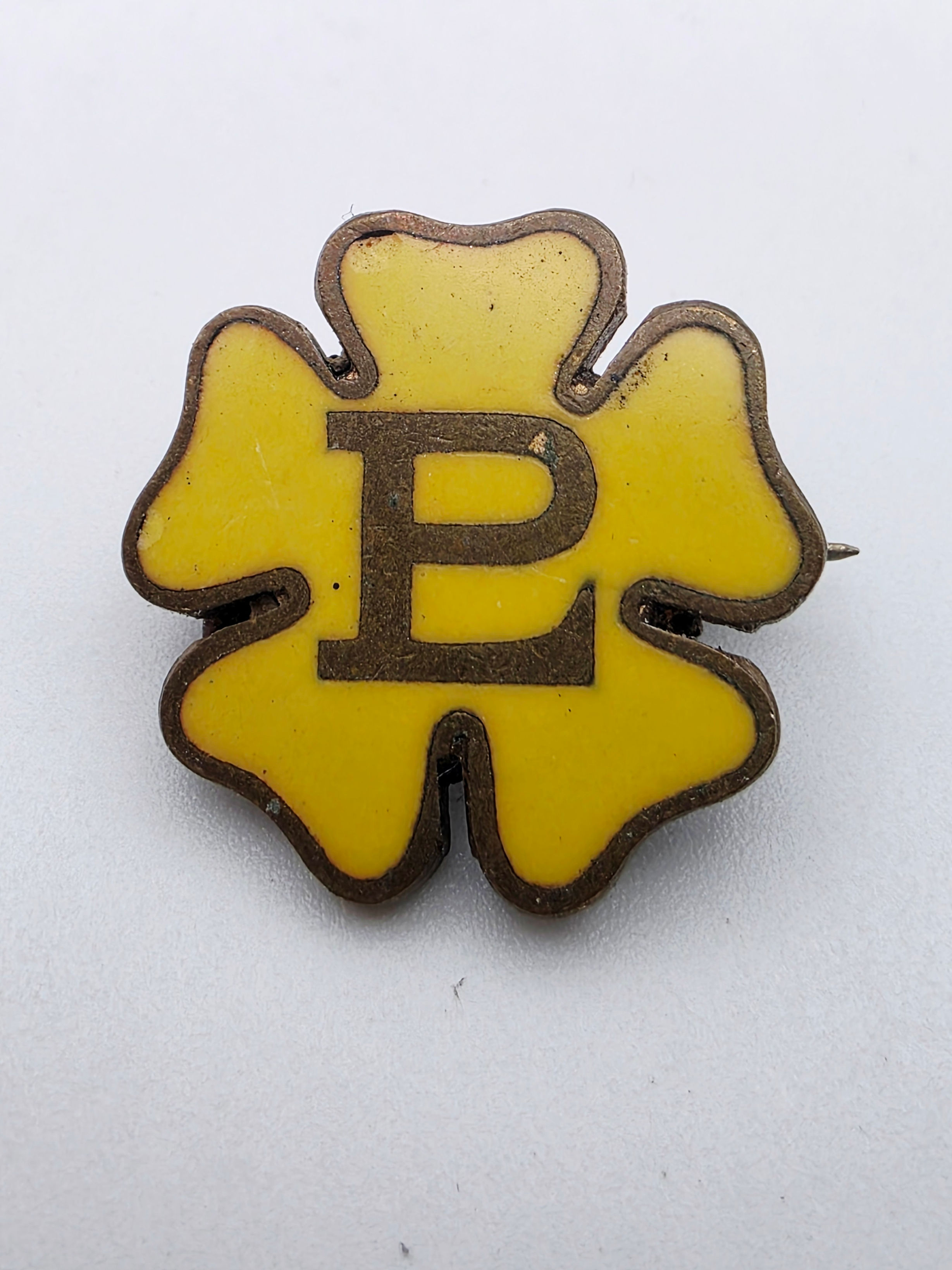 antique Victorian Primrose League yellow enamel badge front view PL monogram