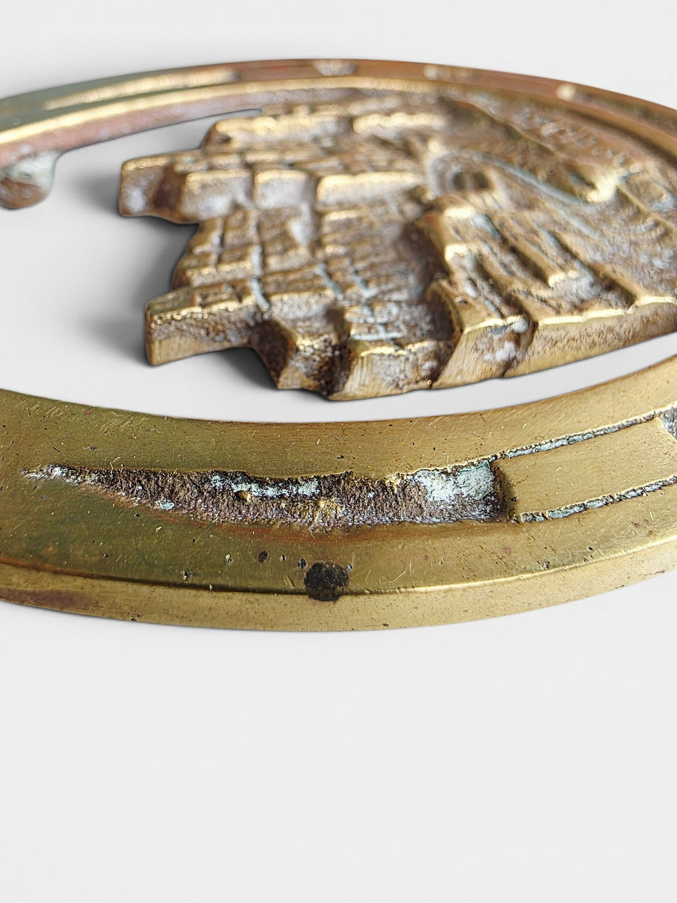 Thumbnail: Vintage Brass Cheddar Gorge Horseshoe Ornament Small Trivet Lucky Souvenir