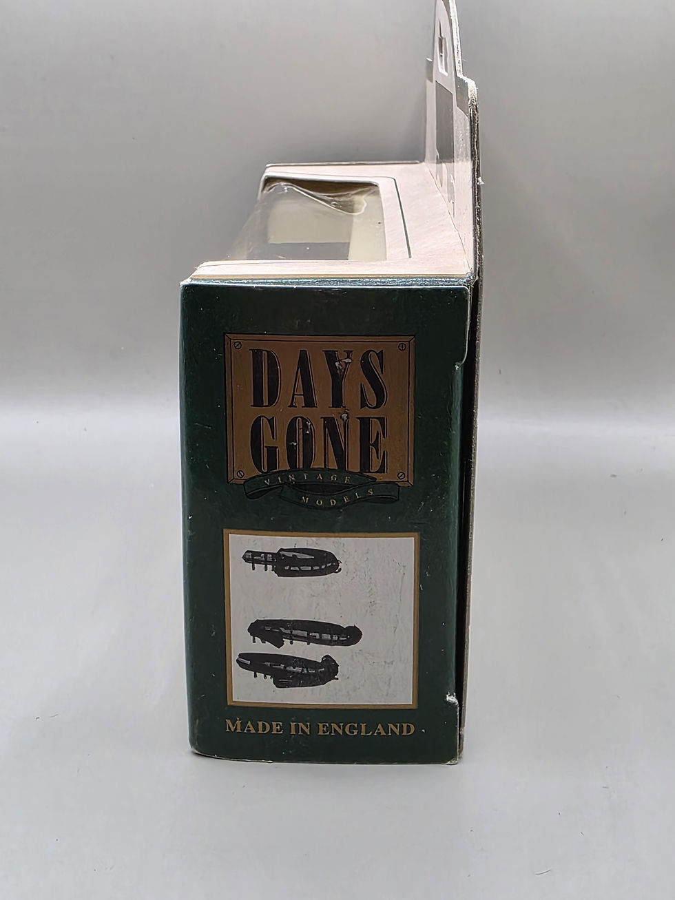 Thumbnail: Lledo Days Gone 1928 Chevrolet Box Van Madame Tussaud’s 51000 Boxed