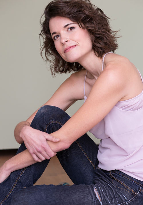 Author Meredith R. Lyons