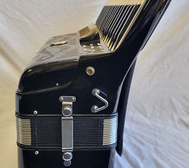 Giulietti M52 (black) | carnegie-accordion