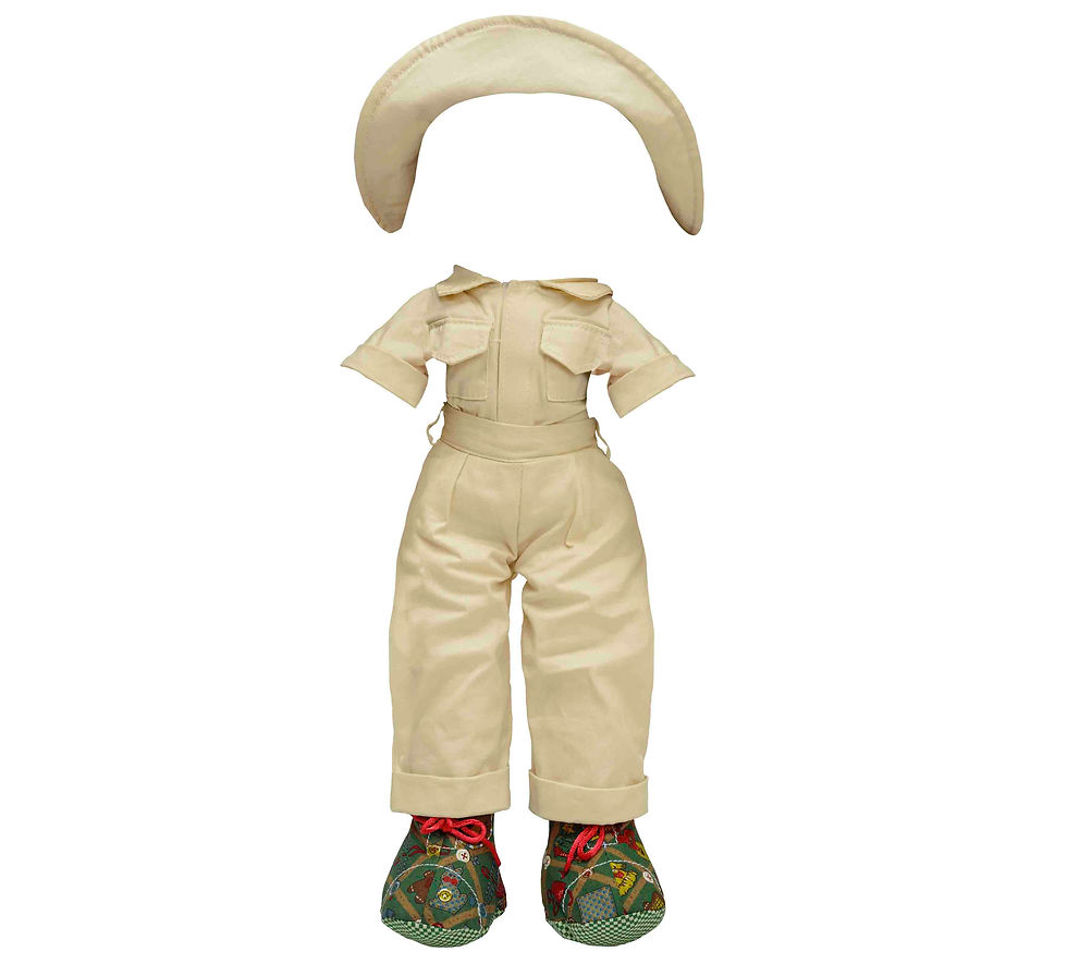 Miniatura: Vestito color sabbia con pantaloni e cappello