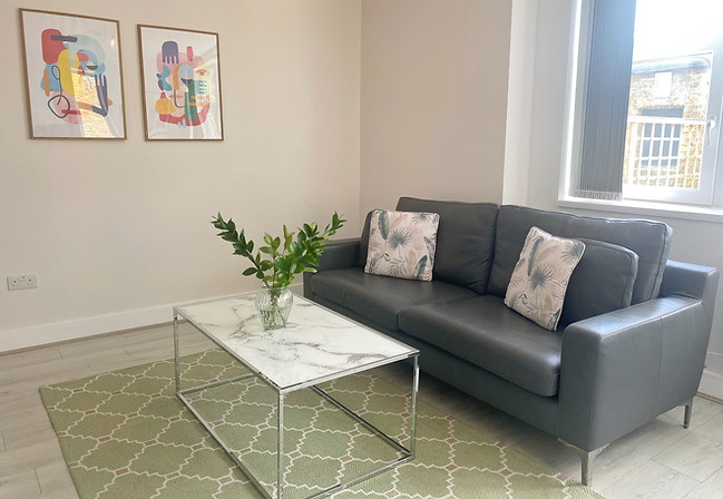 dy photo 1_edited.jpg