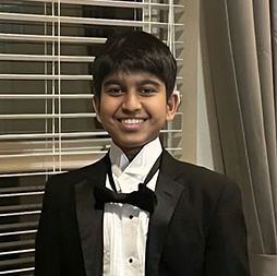 Nitin Headshot (real)_edited.jpg