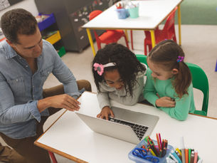 Top Free AI Tools for Teachers & Educators (2025)