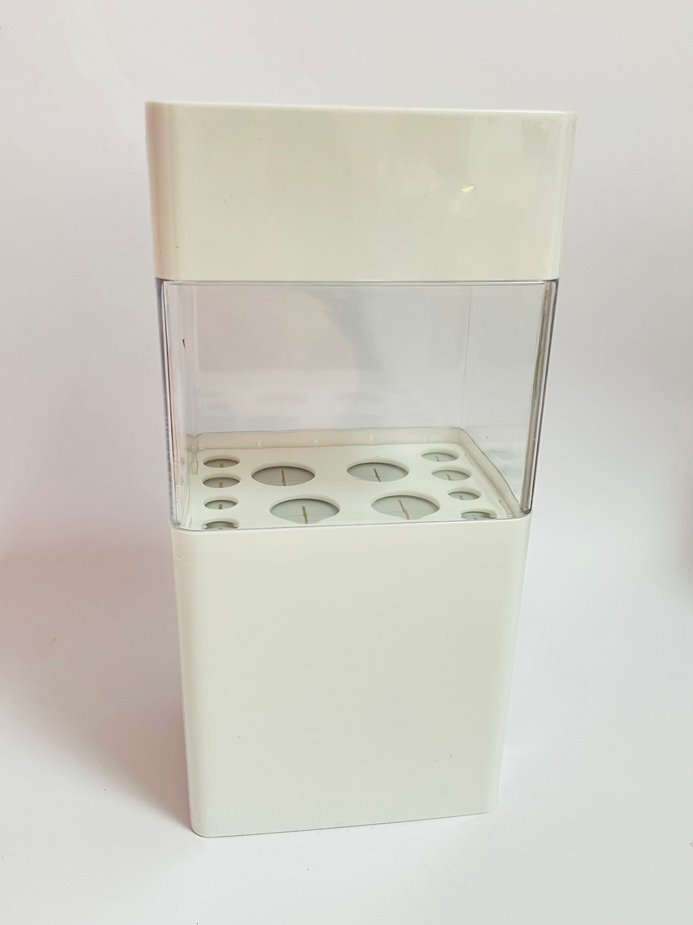 Miniatura: Box para almacenar brochas