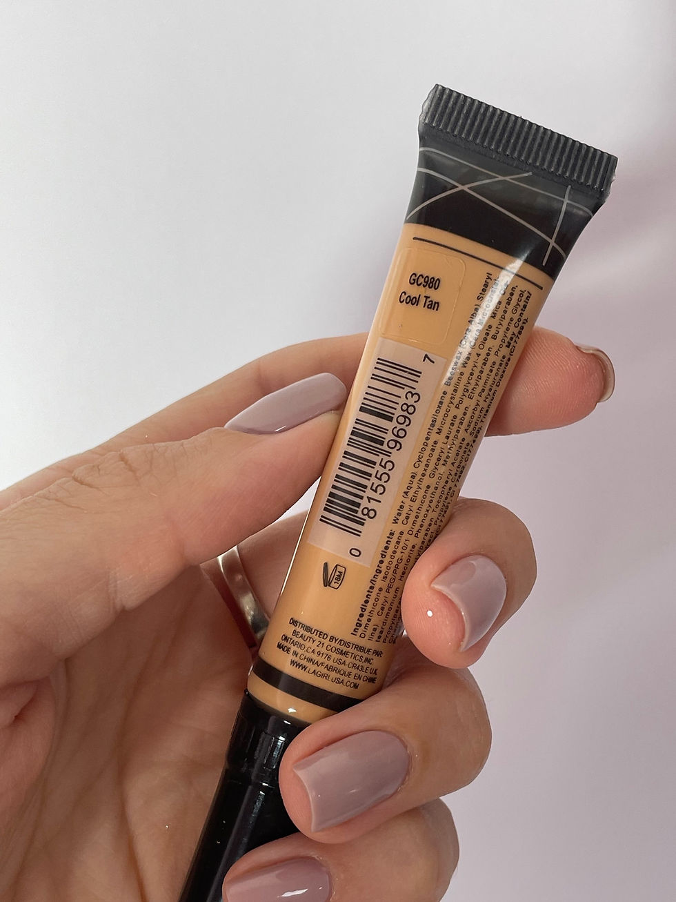 Miniatura: Corrector y contorno pro conceal