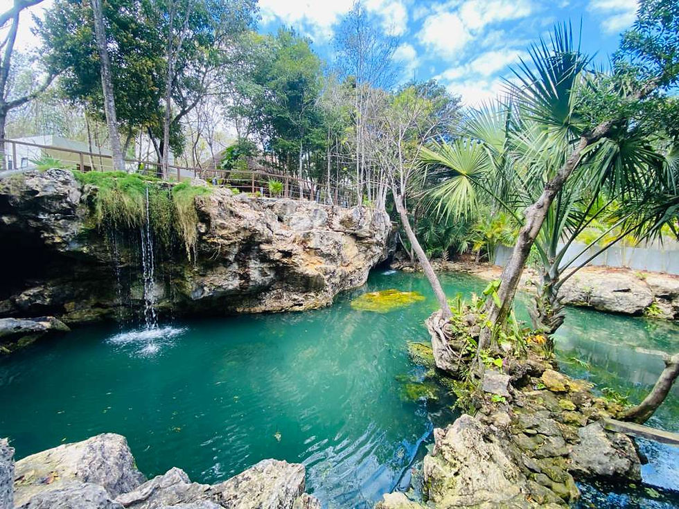 Access to natural cenote