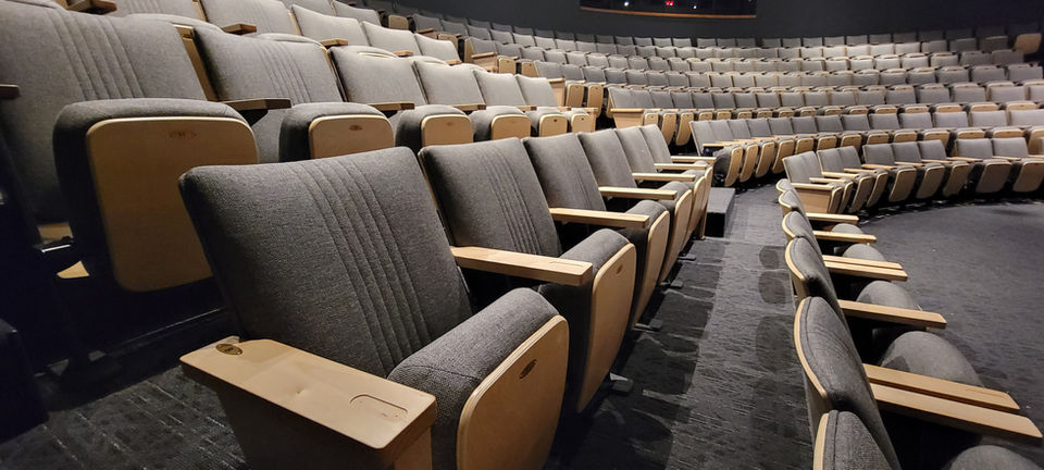 Art Series Quattro seats in community arts center. Premium theater seating by Hussey Seating Company.