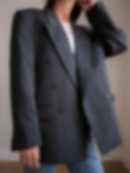 Blazer vintage gris de seconde main vue de face