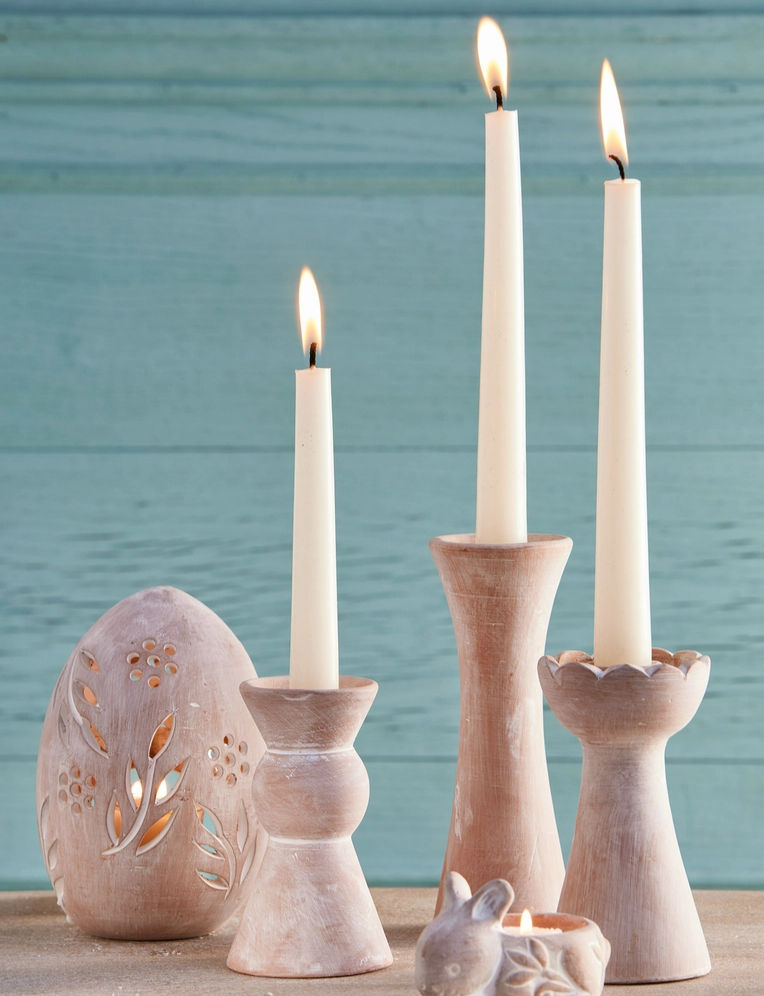 Thumbnail: Terracotta Waterlily Candle Holder
