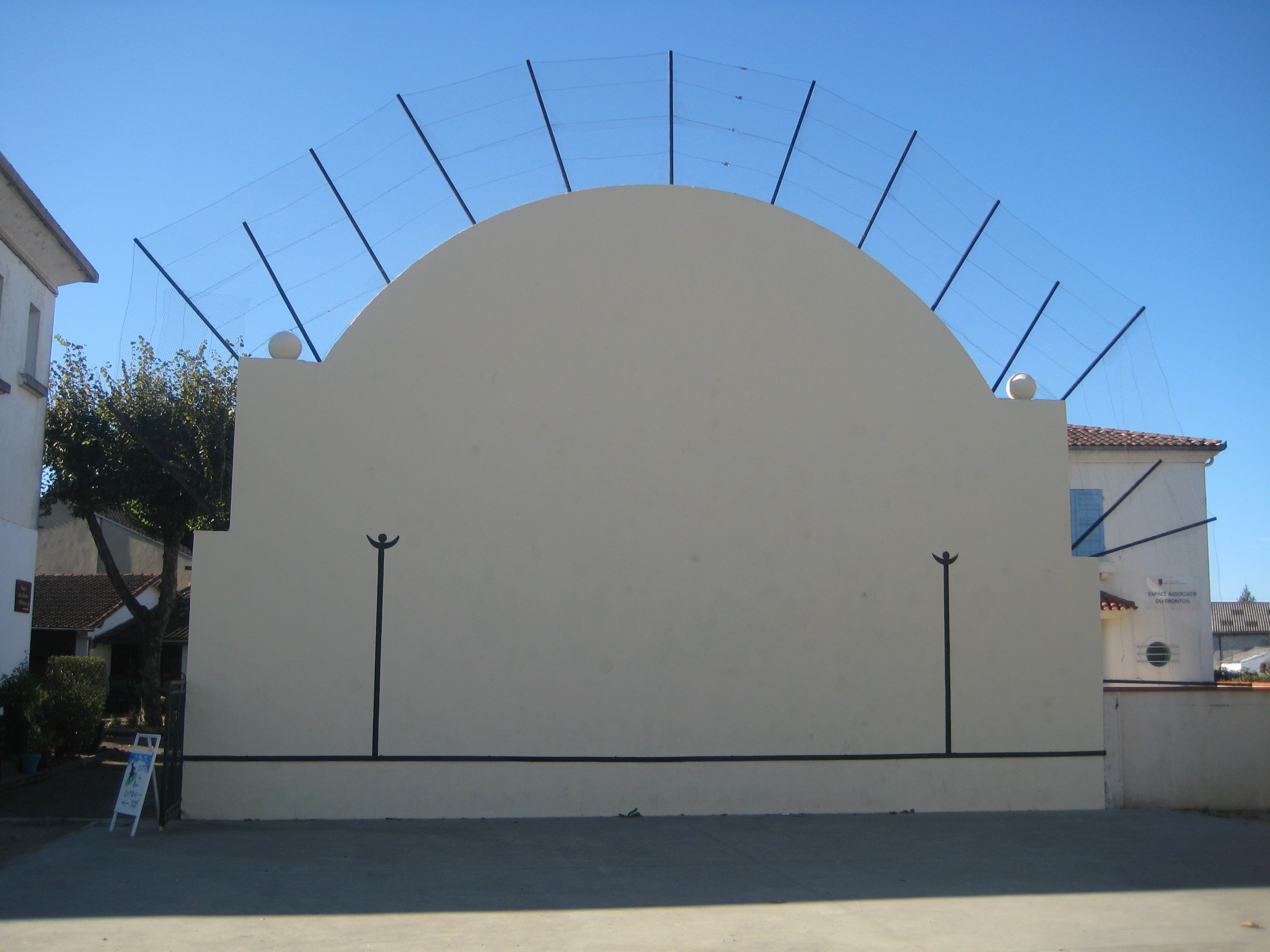 Fronton