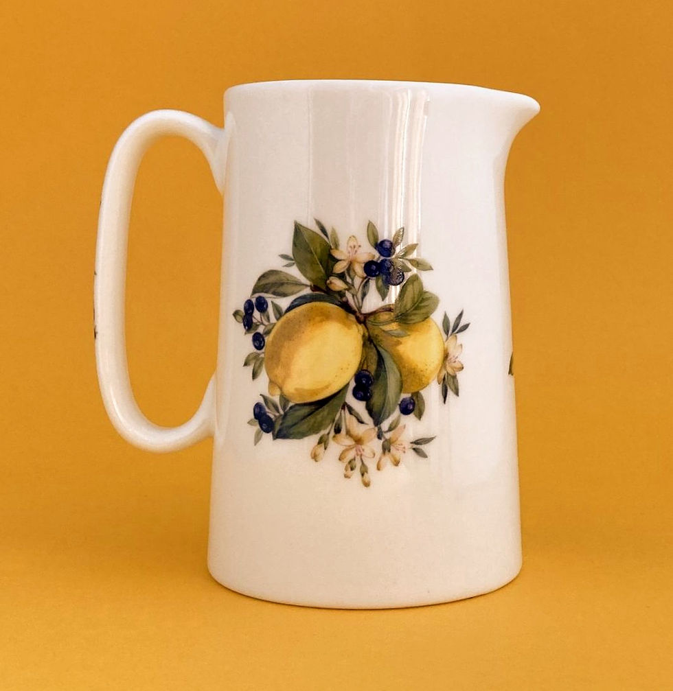 Thumbnail: Lemon Tree - Farmhouse Jug / half pint (275ml)