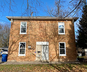Upper 2-Bedroom Unit in Chatham