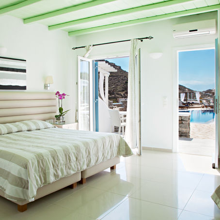 Top Tips for Managing Holiday Spending