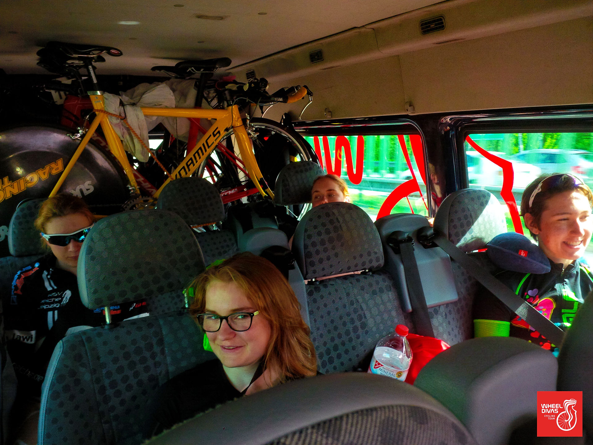 Teambus