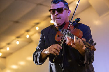 2022-Fair-Pre-Party-12_Patrick Contreras-Violin on Fire - performs for the sold out 2022 M