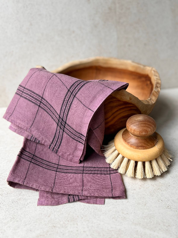 Thumbnail: Charvet Editions Pure French Linen Bistrot Teatowel at Iris lifestyle, Cambridge UK