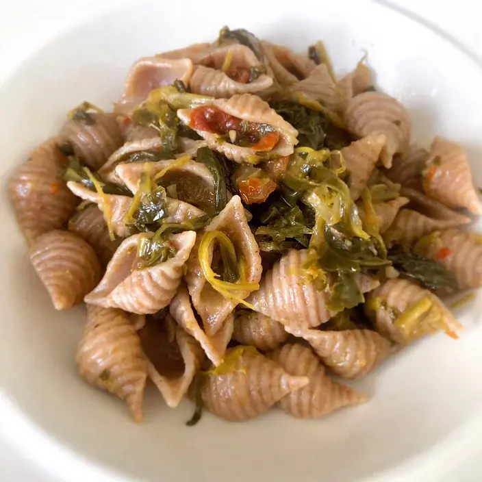 Pasteficio Carleschi White Spelt Conchiglie available at Shelford Deli, Cambridge. UK