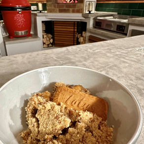 Lotus Biscoff apple crumble