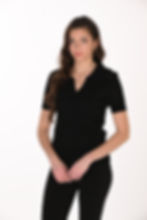 Polo noir avec strass vue de face