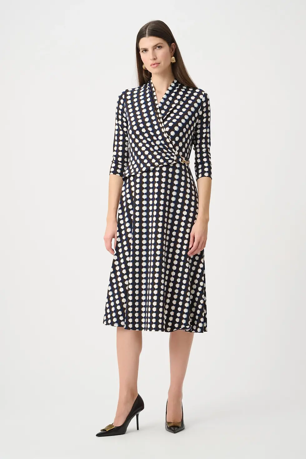 Robe en tricot soyeux imprimé brun multi vue de face
