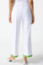 Pantalon blanc avec bordure lime et vert vue de dos