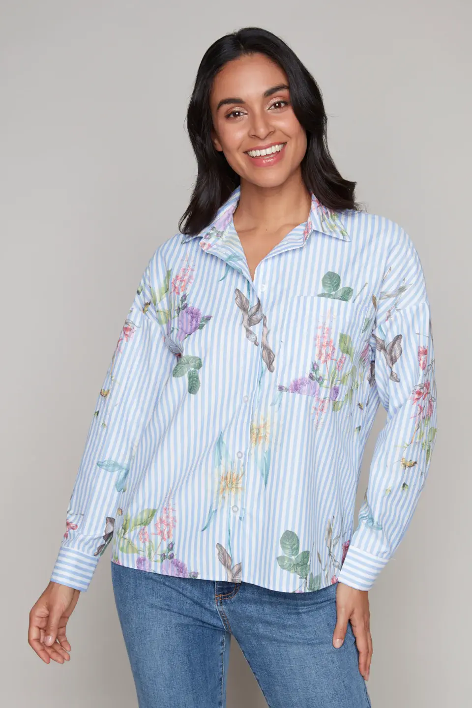 Chemisier fantaisie boutonné sur le devant à imprimé floral rayé vue de face