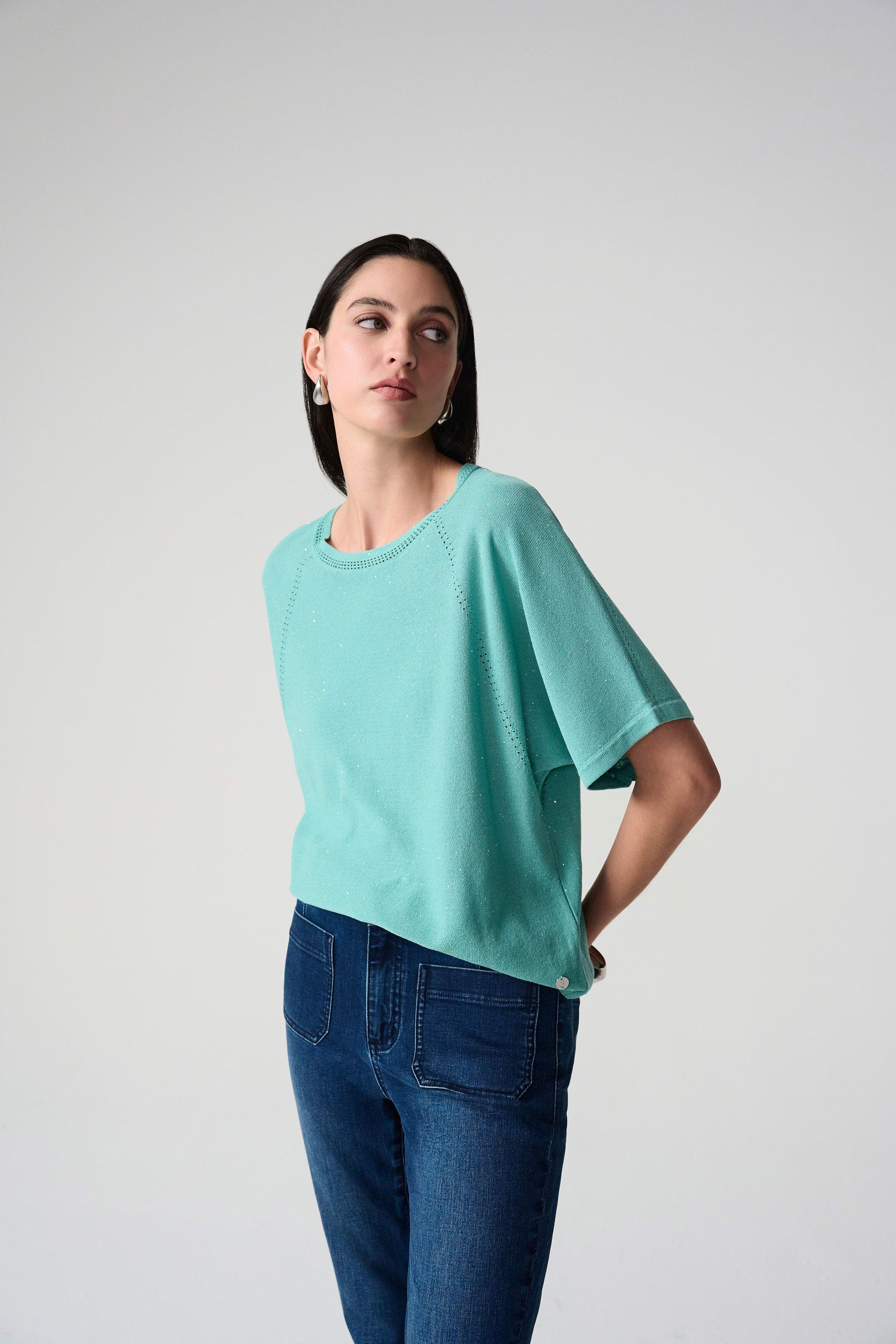 Tricot à manches courtes en fil à paillettes mousse de mer vue de face