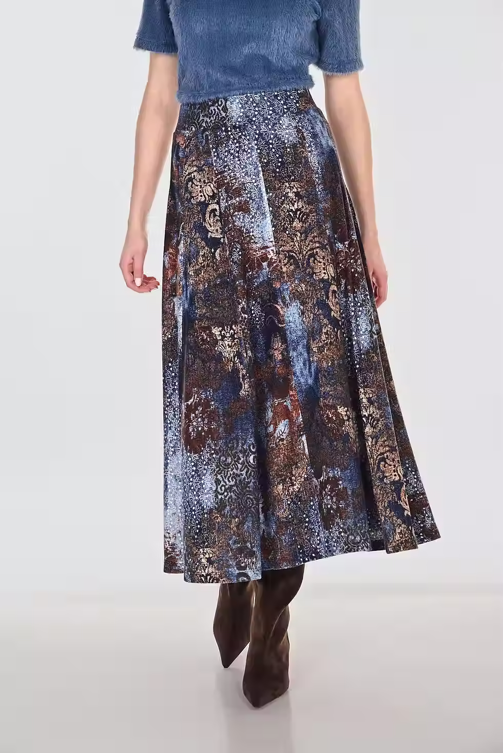Jupe trapèze à fleurs, bleu et brun vue de dos