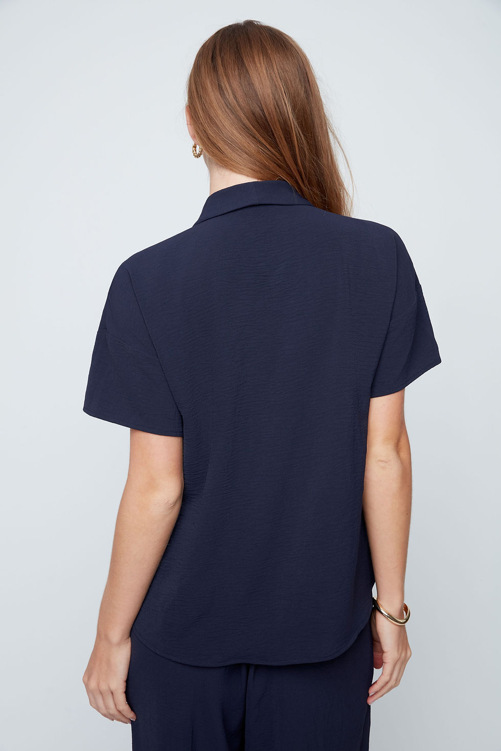 Chandail léger marine vue de dos