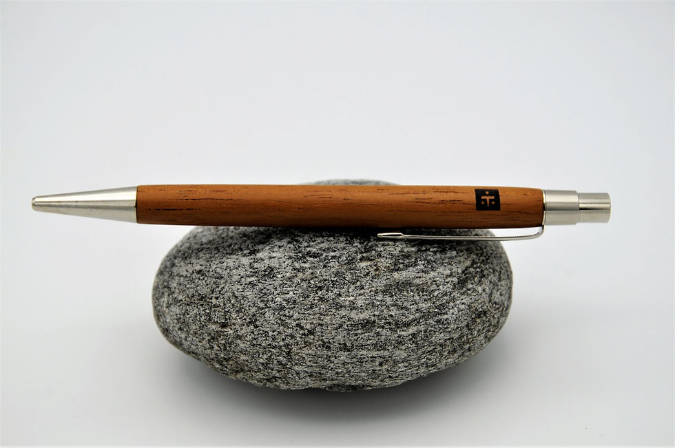 Miniaturbild: Der Gaesdoncker. Schreibgerät aus recyceltem Holz
